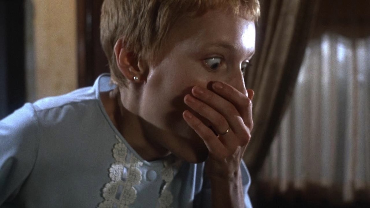 Mia Farrow se sorprende en Rosemary's Baby - películas como Archive 81