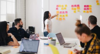 Eliminando los 8 Desperdicios LSS (Muda) en Tus Equipos Digitales