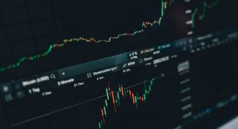 Cómo invertir en acciones de Tesla