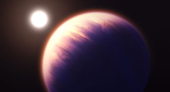 JWST observa la atmósfera de un exoplaneta bombardeado por radiación estelar