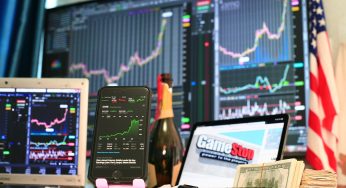 Predicción de precios de Qtum y gestión de