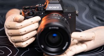 La cámara A7R V de Sony es un triunfo técnico, entonces, ¿por qué es tan molesto usarla?